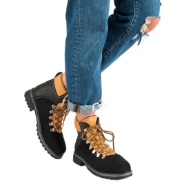 Trappeurs pour femmes noires le noir 2 Trappeurs pour femmes noires le noir 2