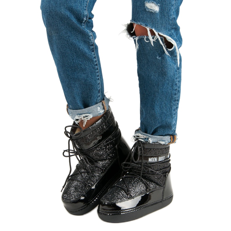 Bottes de neige noires à la mode 1