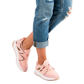 Des chaussures de sport élégantes rose 2