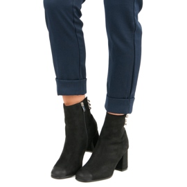 Des bottines stylées sur le poteau VINCEZA le noir 1 Des bottines stylées sur le poteau VINCEZA le noir 1