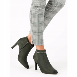 Bottines en daim sur le talon haut VINCEZA vert 1
