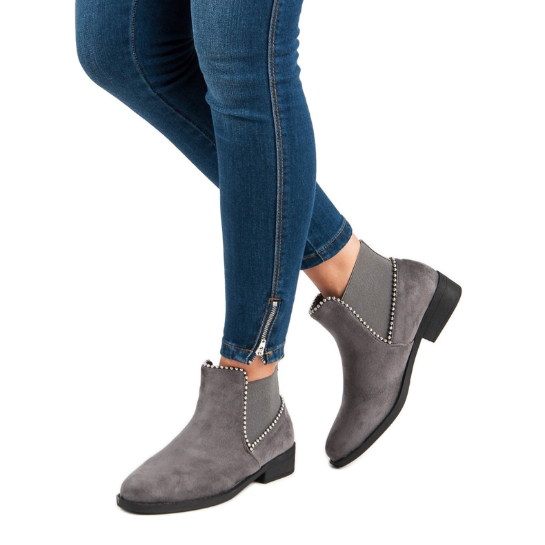 Bottines Chelsea en daim gris 1