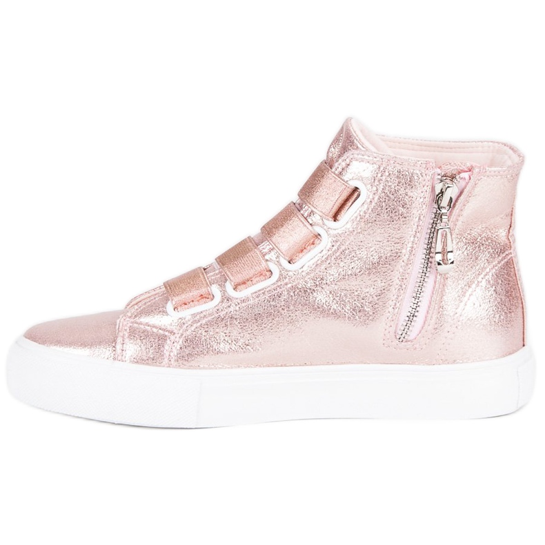 Baskets roses au dessus de la cheville 1