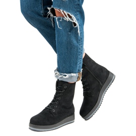 Bottes chaudes et nouées noir 2