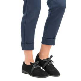 Chaussures VICES nouées noires 1