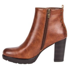 Filippo Bottines brunes sur un poteau 1
