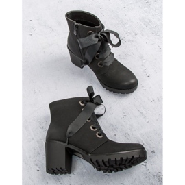 Bottines vinceza noires à la mode 1