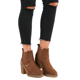 Bestelle Bottines en daim sur le poteau brun 5