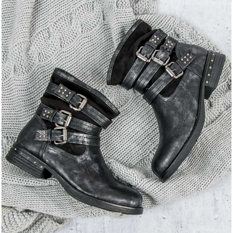 Kayla Travailleurs noirs le noir 1 Kayla Travailleurs noirs le noir 1