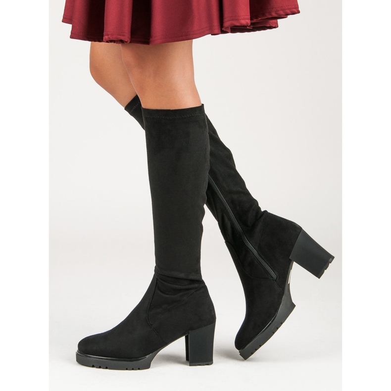 Bottines en daim noir le noir 1