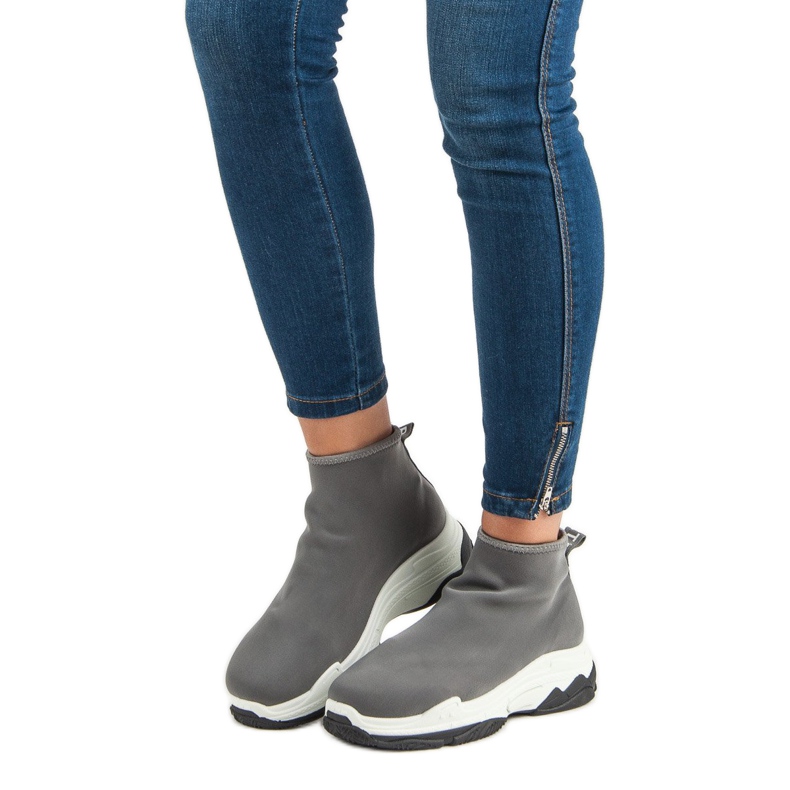 Chaussures de sport à la mode gris 1 Chaussures de sport à la mode gris 1