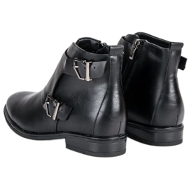 Filippo Bottes Monki à la mode le noir 2