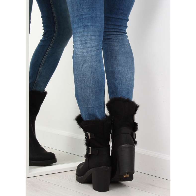 Demi-bottes noires à talons hauts T119 Noir 2