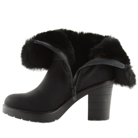 Demi-bottes noires à talons hauts T119 Noir le noir 3