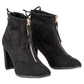 Mannika Bottes en daim élégantes le noir 3