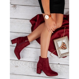 Mannika Bottines en daim sur le poteau rouge 6