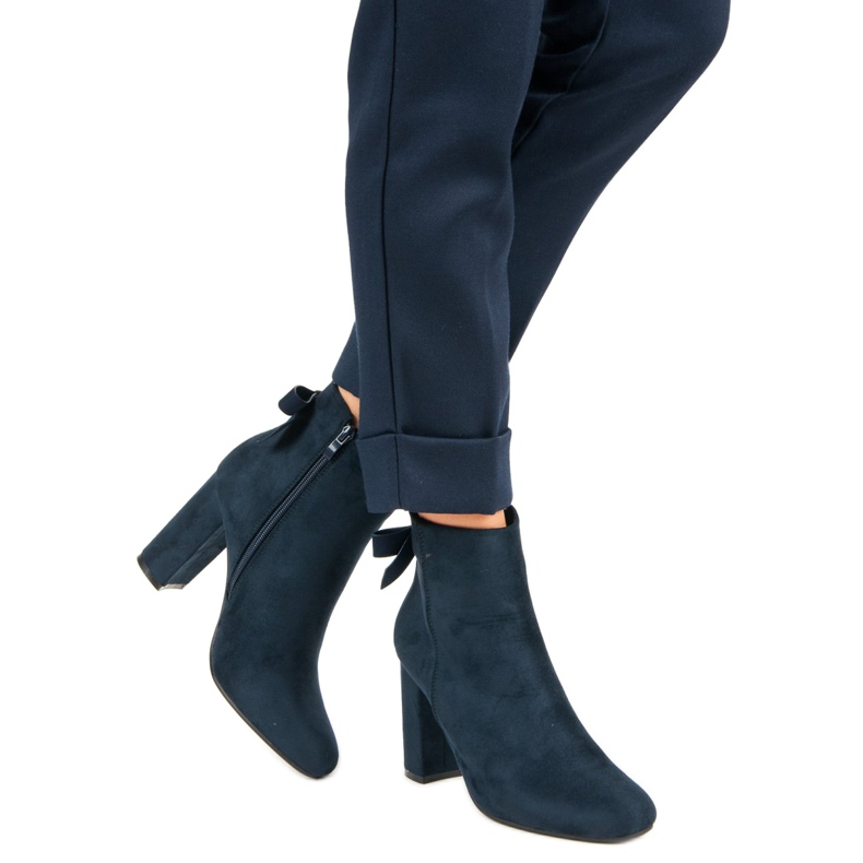 Ideal Shoes Bottes bleu marine élégantes 1 Ideal Shoes Bottes bleu marine élégantes 1