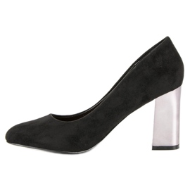 Escarpins en daim noir le noir 6