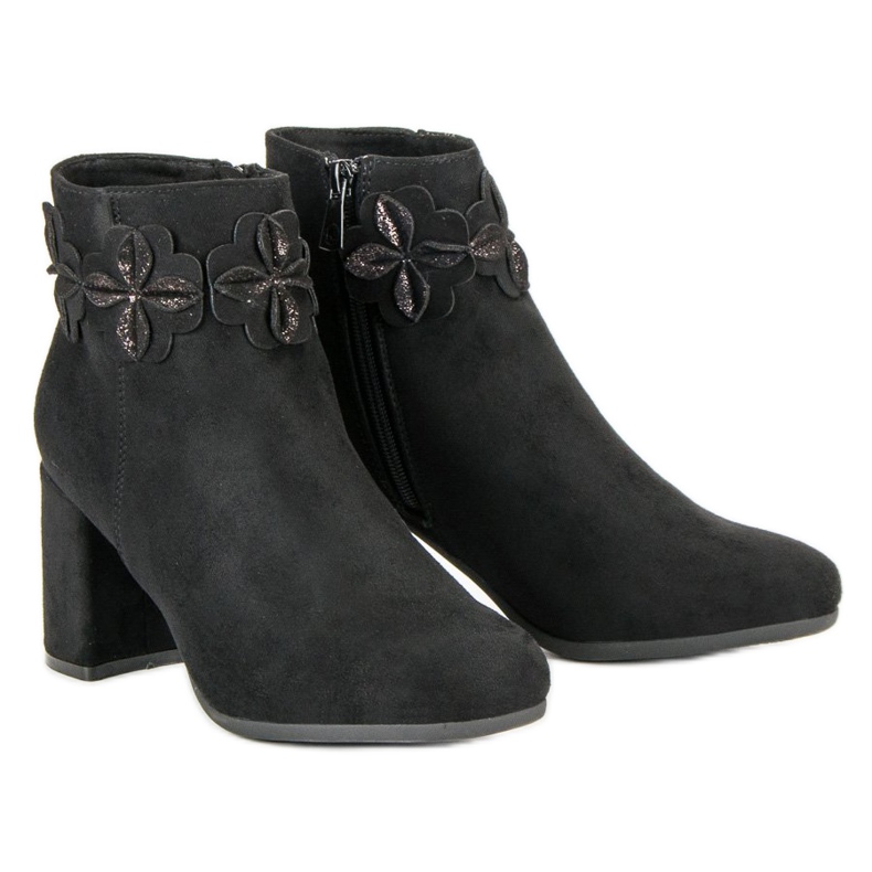 Kylie Bottes noires en daim 2
