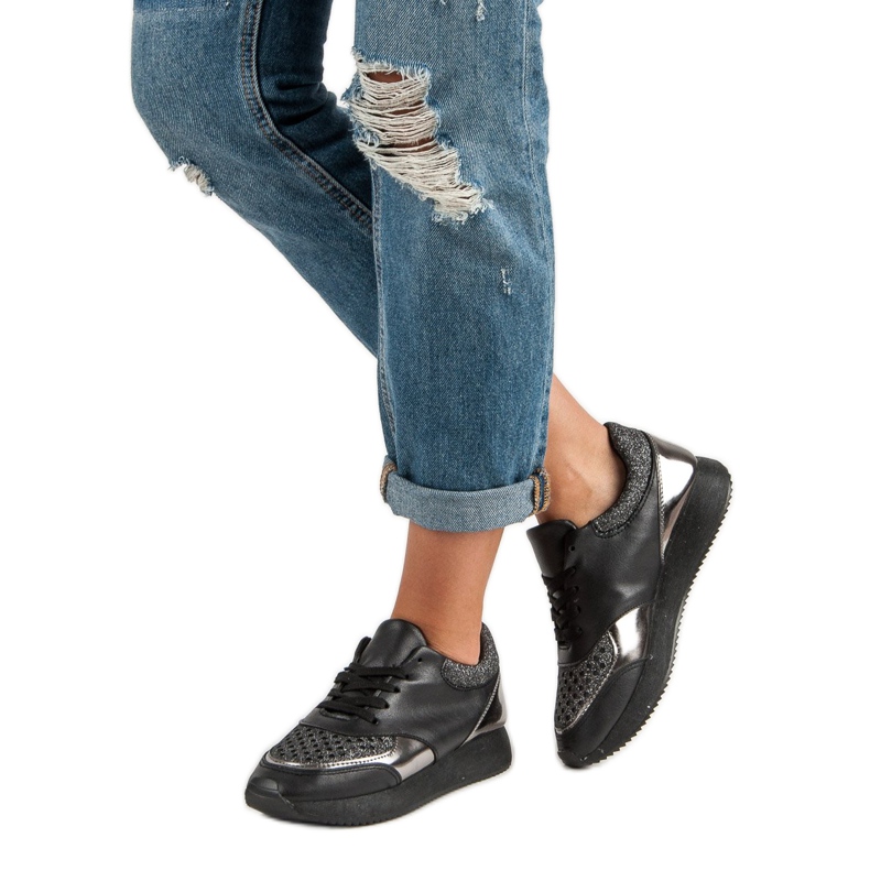 Baskets à la mode le noir 1