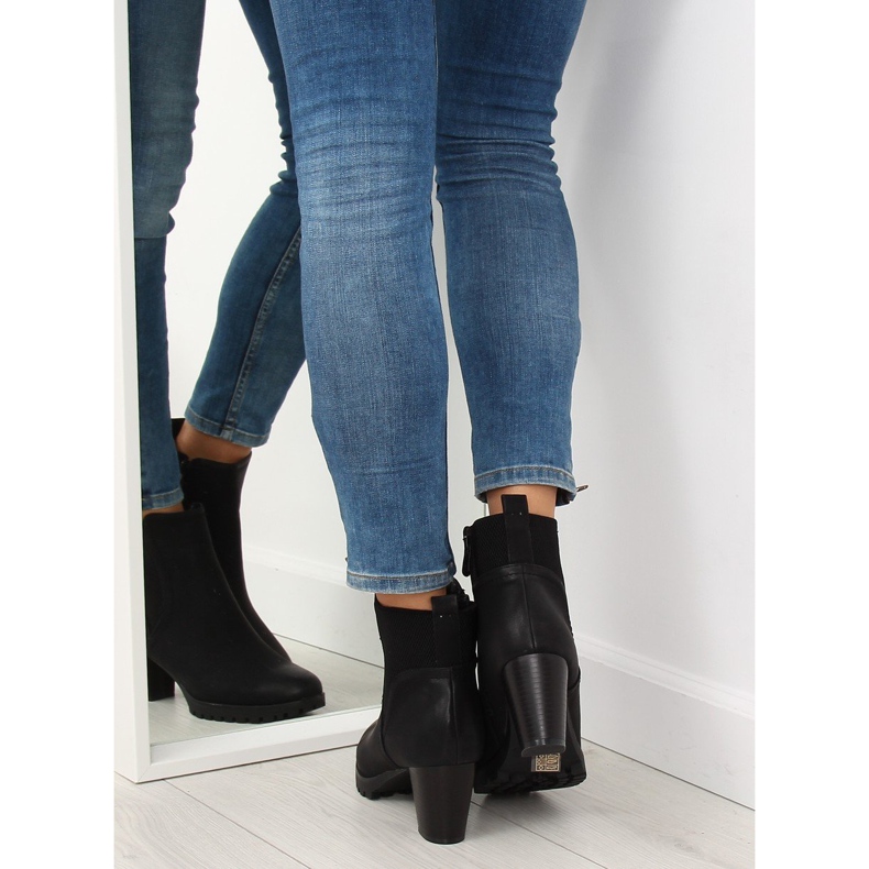 Escarpins noirs 6697 Noir le noir 1 Escarpins noirs 6697 Noir le noir 1