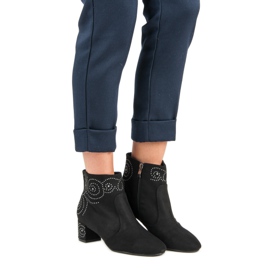 Bottes en daim élégantes le noir 6