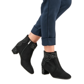 Bottes en daim élégantes le noir 1