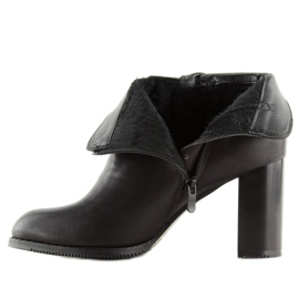 Bottes sur un talon stable noir 6545 Noir 3