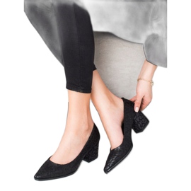 Kylie Escarpins noirs élégants 1
