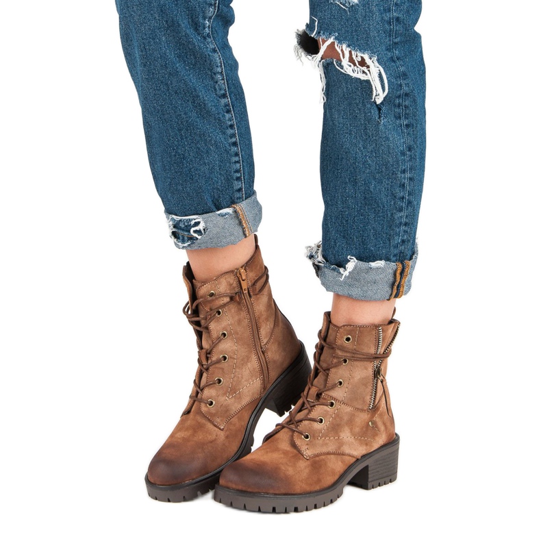 Vinceza Les travailleurs de VINCEZ brun 2 Vinceza Les travailleurs de VINCEZ brun 2