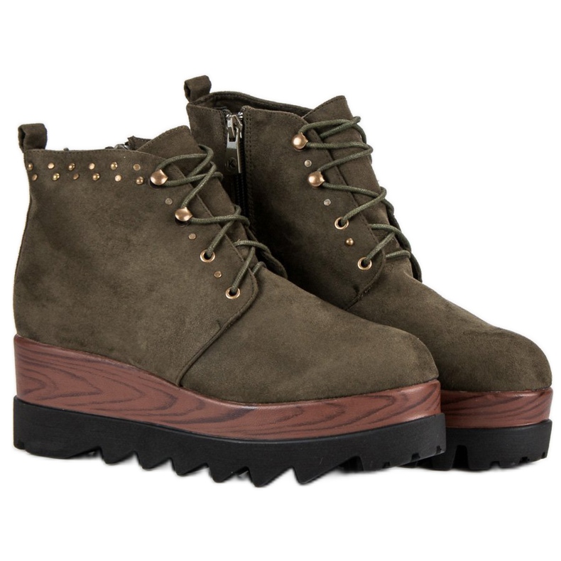 Kylie Bottes compensées en daim vert 1