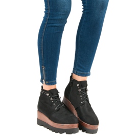 Kylie Bottes compensées en daim le noir 5