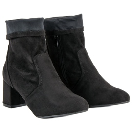 Kylie Bottines en daim à enfiler le noir 4