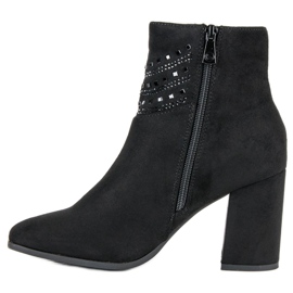 Kylie Bottes noires élégantes 1