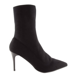 Bottes chaussettes noires sur un talon LL-103 2