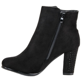 Bottines en daim élégantes le noir 1