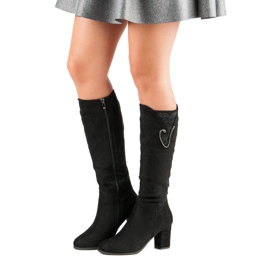 Bottines à talons en daim noir 1