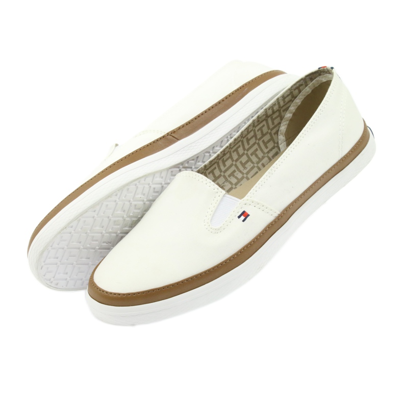 Tommy Hilfiger ICONIQUE KESHA SLIP ON 121 blanc 4