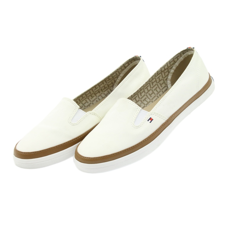 Tommy Hilfiger ICONIQUE KESHA SLIP ON 121 blanc 3
