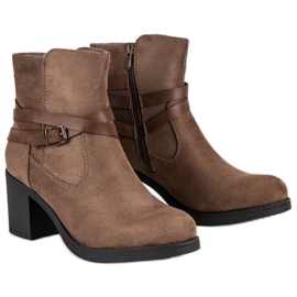Super Mode Bottines en daim brun 5