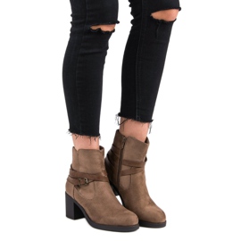 Super Mode Bottines en daim brun 1