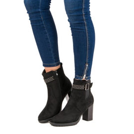 Super Me Bottines en daim sur un bar le noir 5