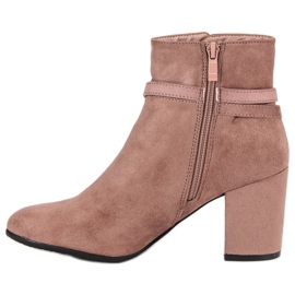 Bottes poudre en daim rose 3