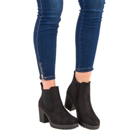 Ideal Shoes Bottines Chelsea en daim sur la plateforme noir 1