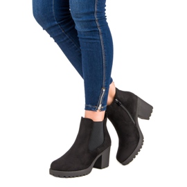 Ideal Shoes Bottines Chelsea en daim sur la plateforme noir 2