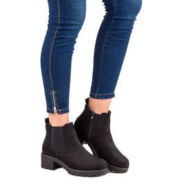 Ideal Shoes Bottines Chelsea noires à talons plats 1