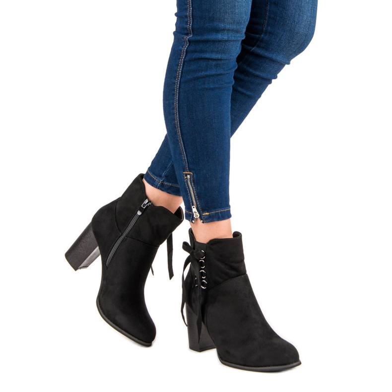 Super Mode Bottines noires sur le poteau 2