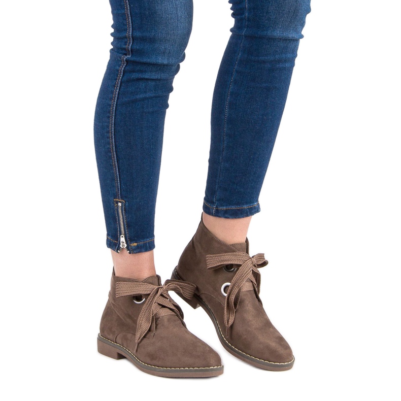 Super Mode Bottes nouées en daim brun 1