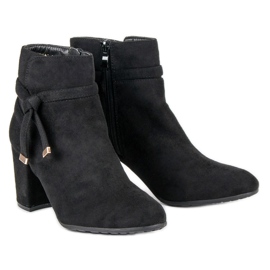 Bottines en daim noir le noir 4