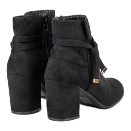 Bottines en daim noir le noir 3